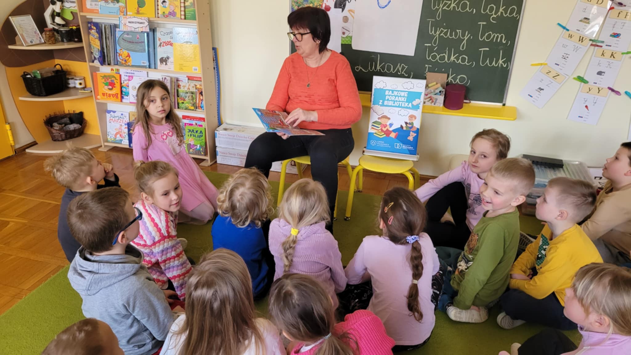 bajkowe poranki z biblioteką